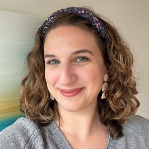 Meet your Posher, Nicole